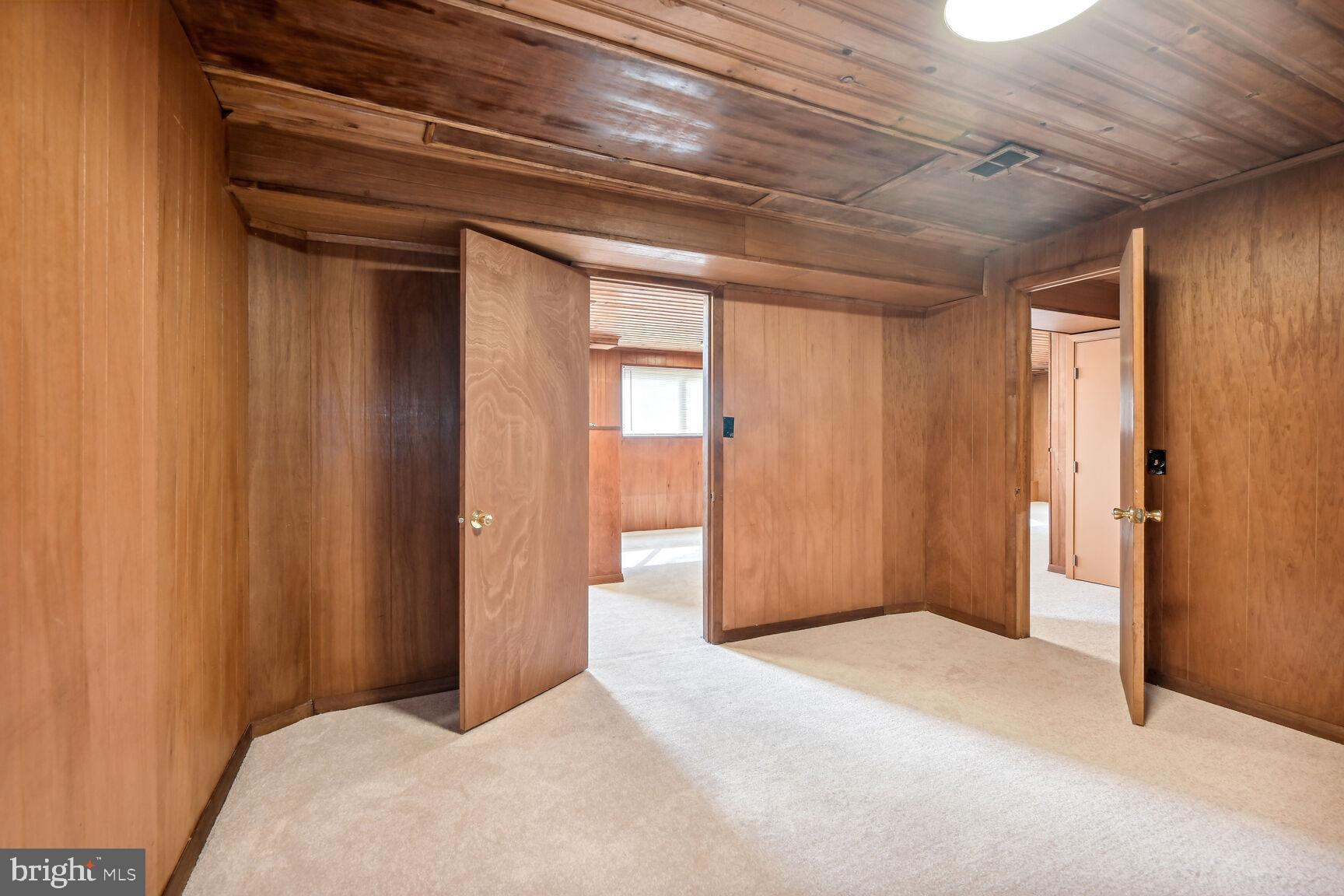 9713 Hedin Drive Silver Spring, MD 20903 - Photo 19 of 25 Separate room for home office