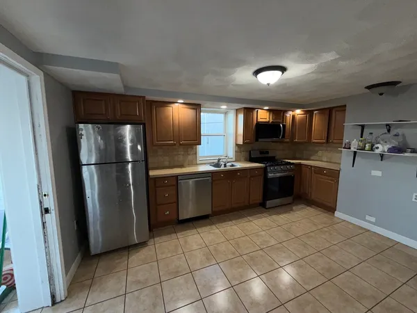 $4,000 | 296 Revere Street, Unit 2, Revere, MA 02151