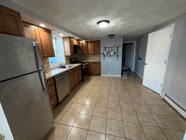 $4,000 | 296 Revere Street, Unit 2, Revere, MA 02151