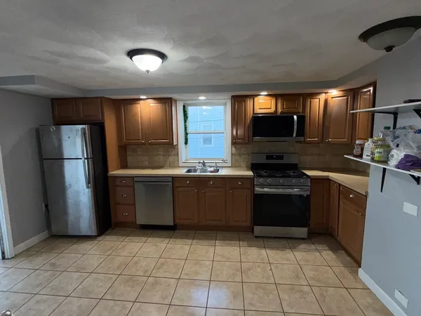 $4,000 | 296 Revere Street, Unit 2, Revere, MA 02151