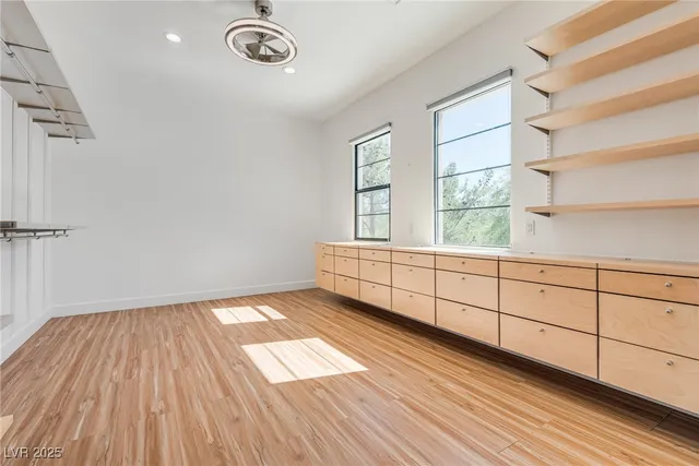 $11,000 | 628 Edgebrook Drive, Las Vegas, NV 89145