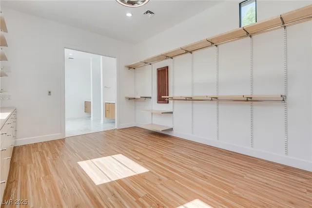 $11,000 | 628 Edgebrook Drive, Las Vegas, NV 89145