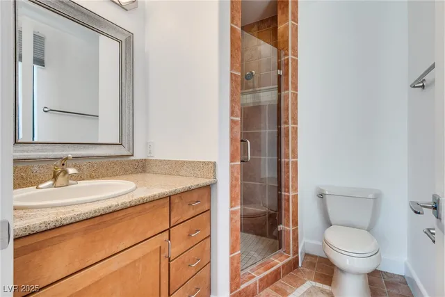 $11,000 | 628 Edgebrook Drive, Las Vegas, NV 89145