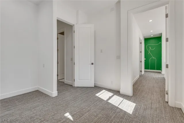 $11,000 | 628 Edgebrook Drive, Las Vegas, NV 89145