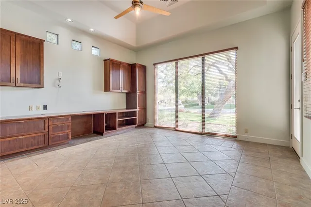 $11,000 | 628 Edgebrook Drive, Las Vegas, NV 89145