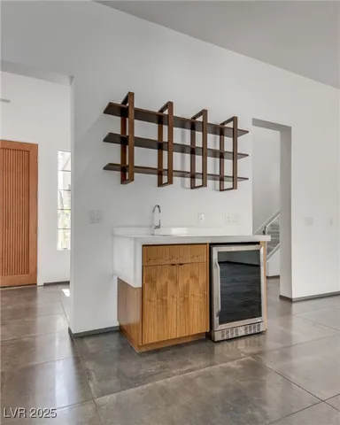 $11,000 | 628 Edgebrook Drive, Las Vegas, NV 89145