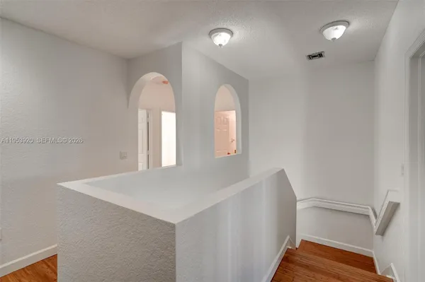 a view of entryway with hallway