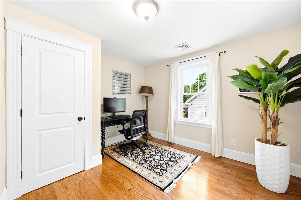 18 Grayson Road Winchester, MA 01890 - Photo 25 of 37 Gallery Image 25