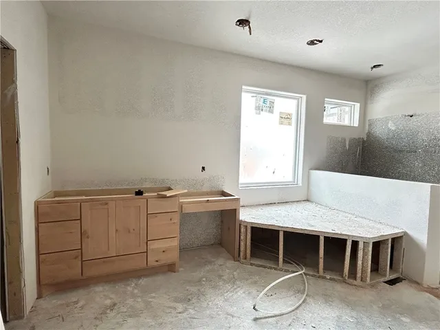 $749,900 | 3273 Rose Hill Lane, Bryan, TX 77808