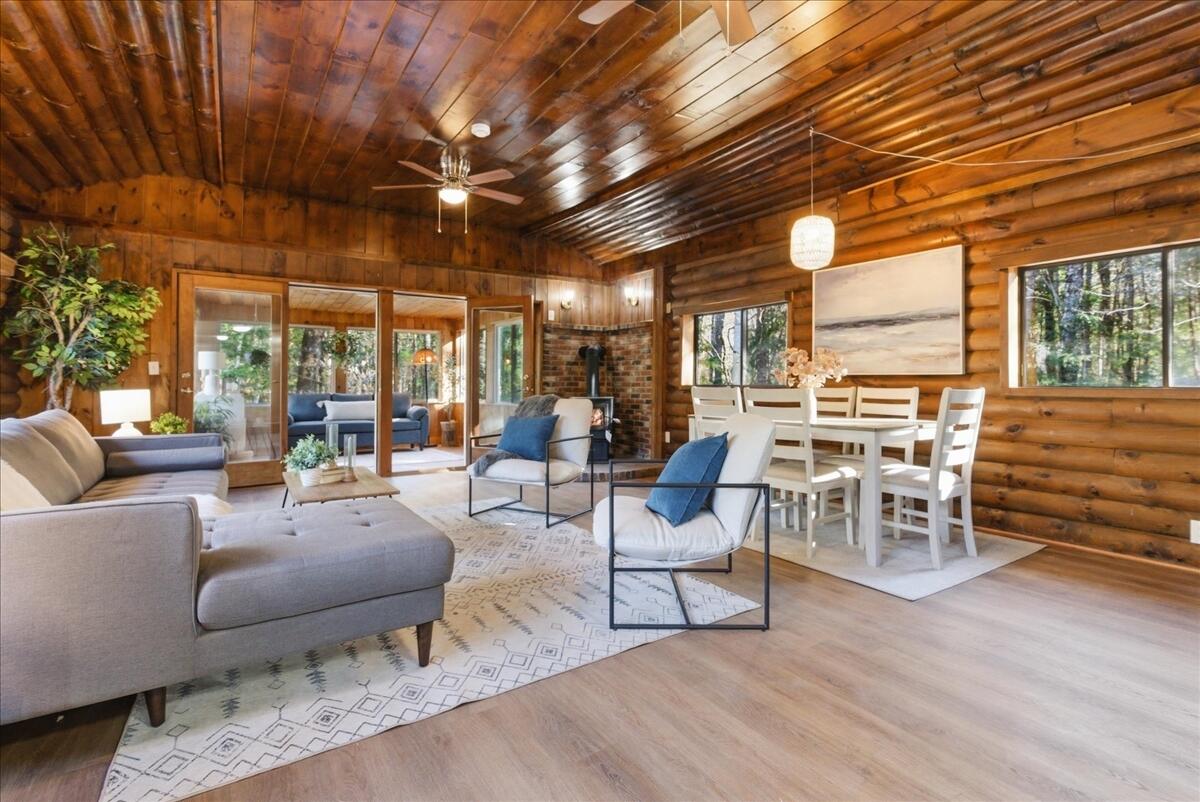 161 Grandview Road Limerick, ME 04048 - Photo 10 of 28 048-3_living_room-2