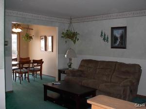 120 Gun Club Road Palmerton, PA 18071 - Photo 5 of 21 Livingroom