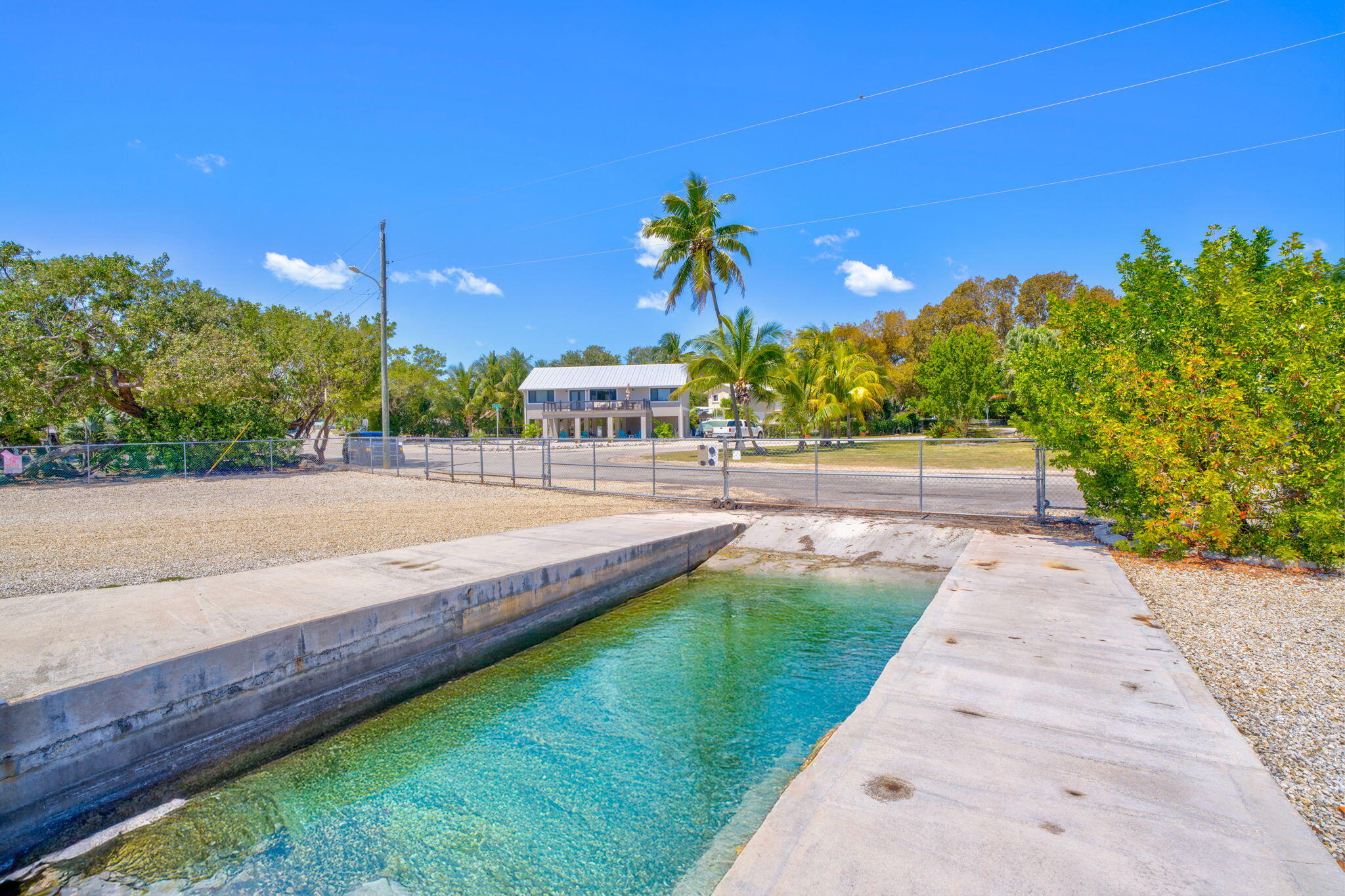 446 Largo Avenue Key Largo, FL 33037 - Photo 13 of 18 a view of a backyard