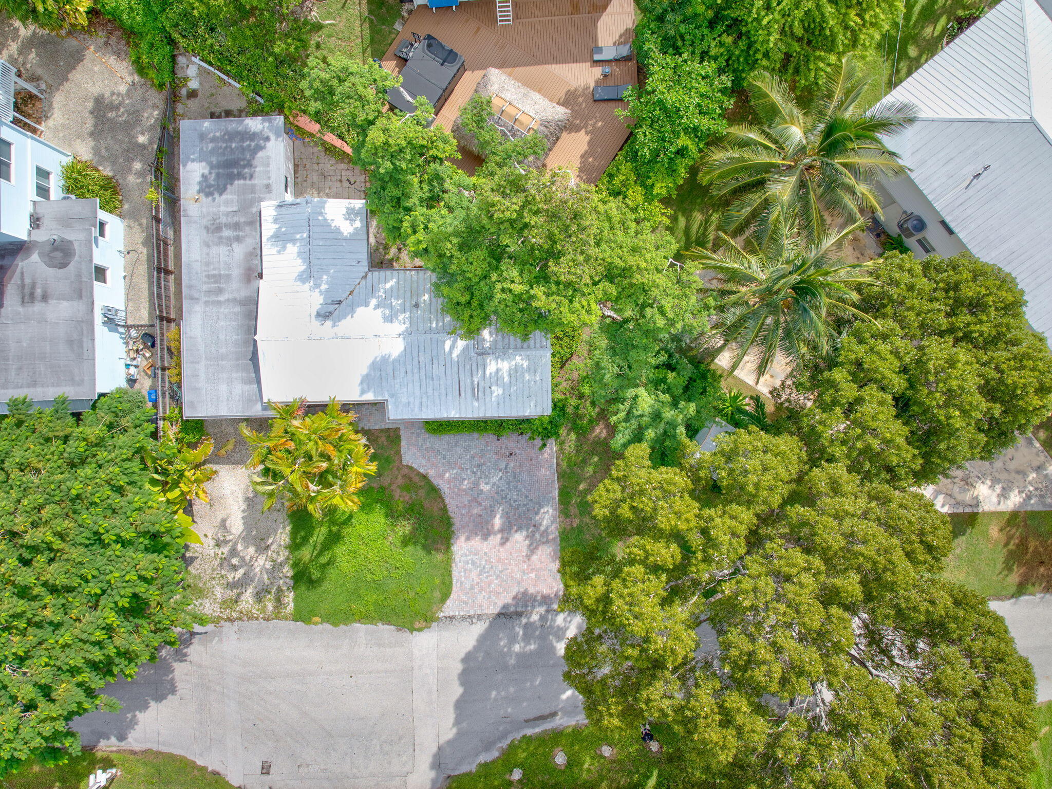 446 Largo Avenue Key Largo, FL 33037 - Photo 10 of 18 an aerial view of a house with a yard and garden