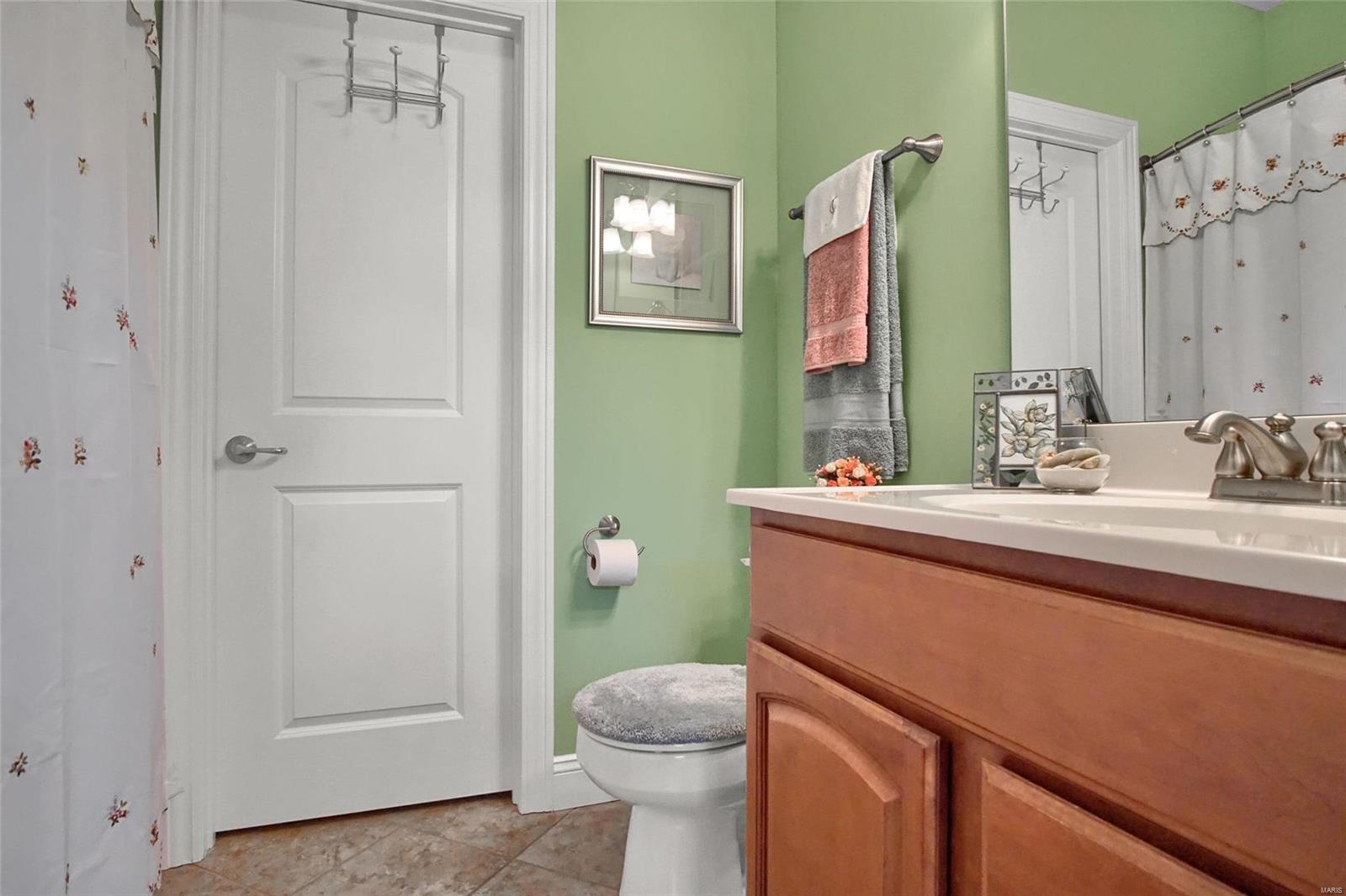 9606 Fruit Road Alhambra, IL 62001 - Photo 17 of 33