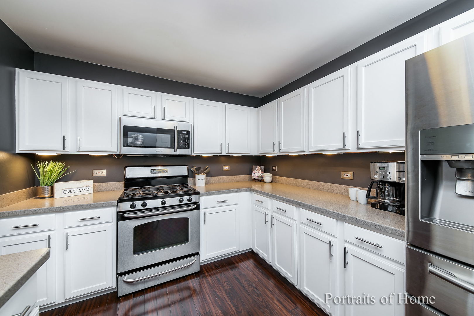 1001 Horizon Ridge Lake In The Hills, IL 60156 - Photo 15 of 20