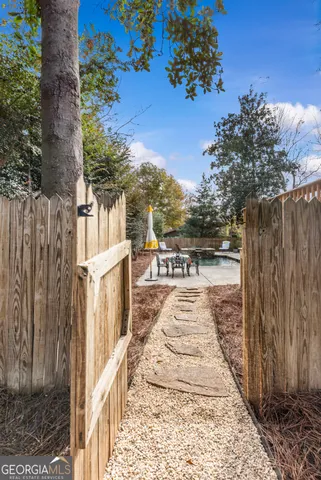 a front view of house with yard
