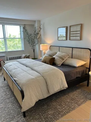 $2,808 | 93 Morgan Street, Unit 11F, Stamford, CT 06905