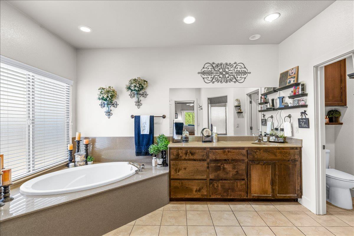 3100 Amos Court Modesto, CA 95355 - Photo 47 of 87