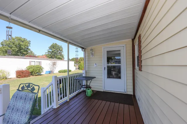 $137,500 | 5 Monadnock Drive, Rochester, NH 03867