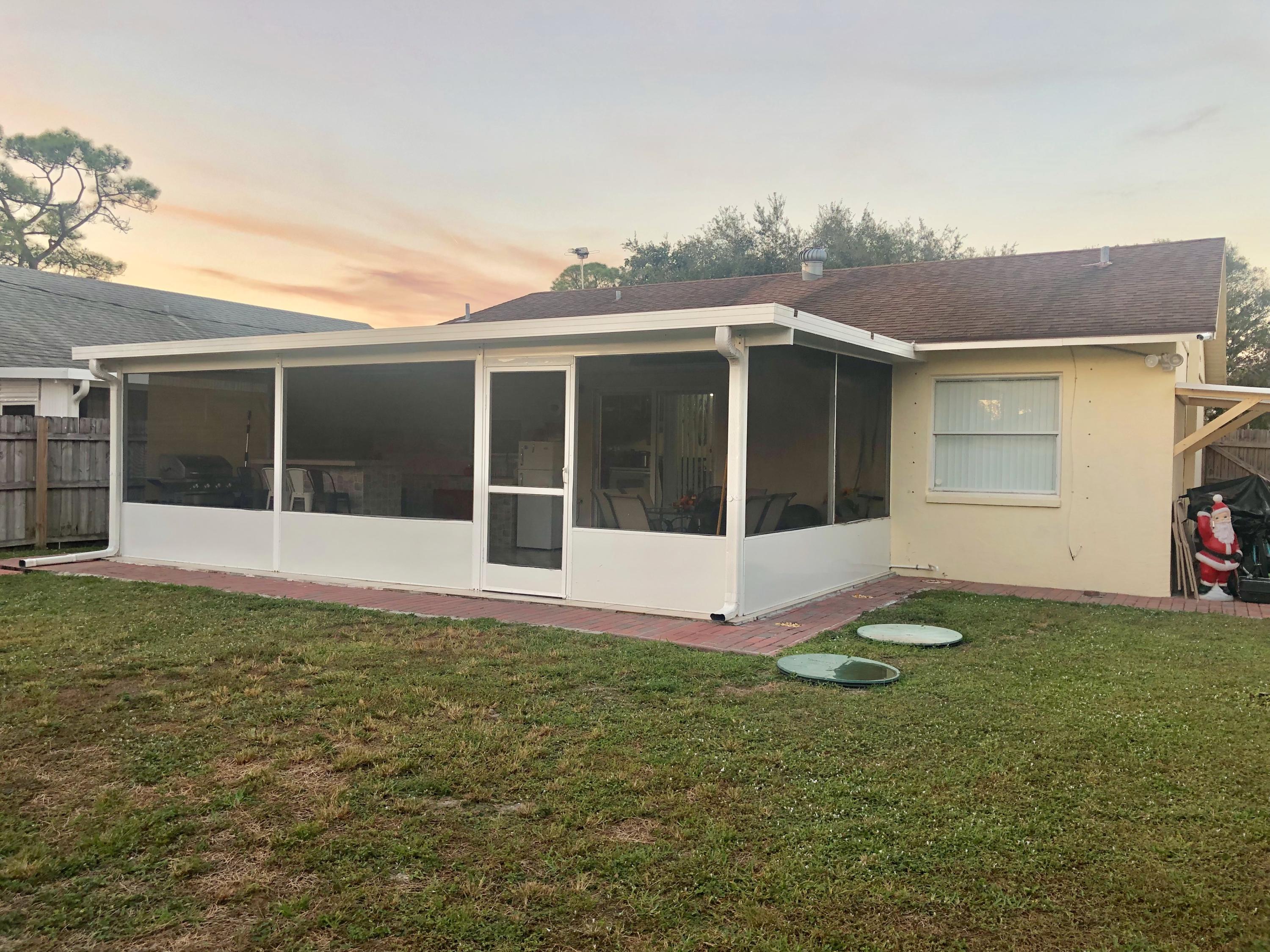 5802 Orange Road West Palm Beach, FL 33413 - Photo 8 of 28 BEED412B-44ED-4522-A547-6BD90F15A982