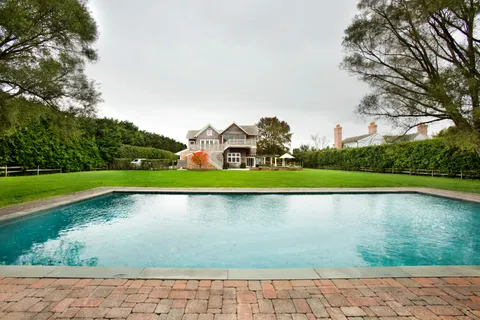 50 Mecox Bay Lane, Water Mill, NY 11976
