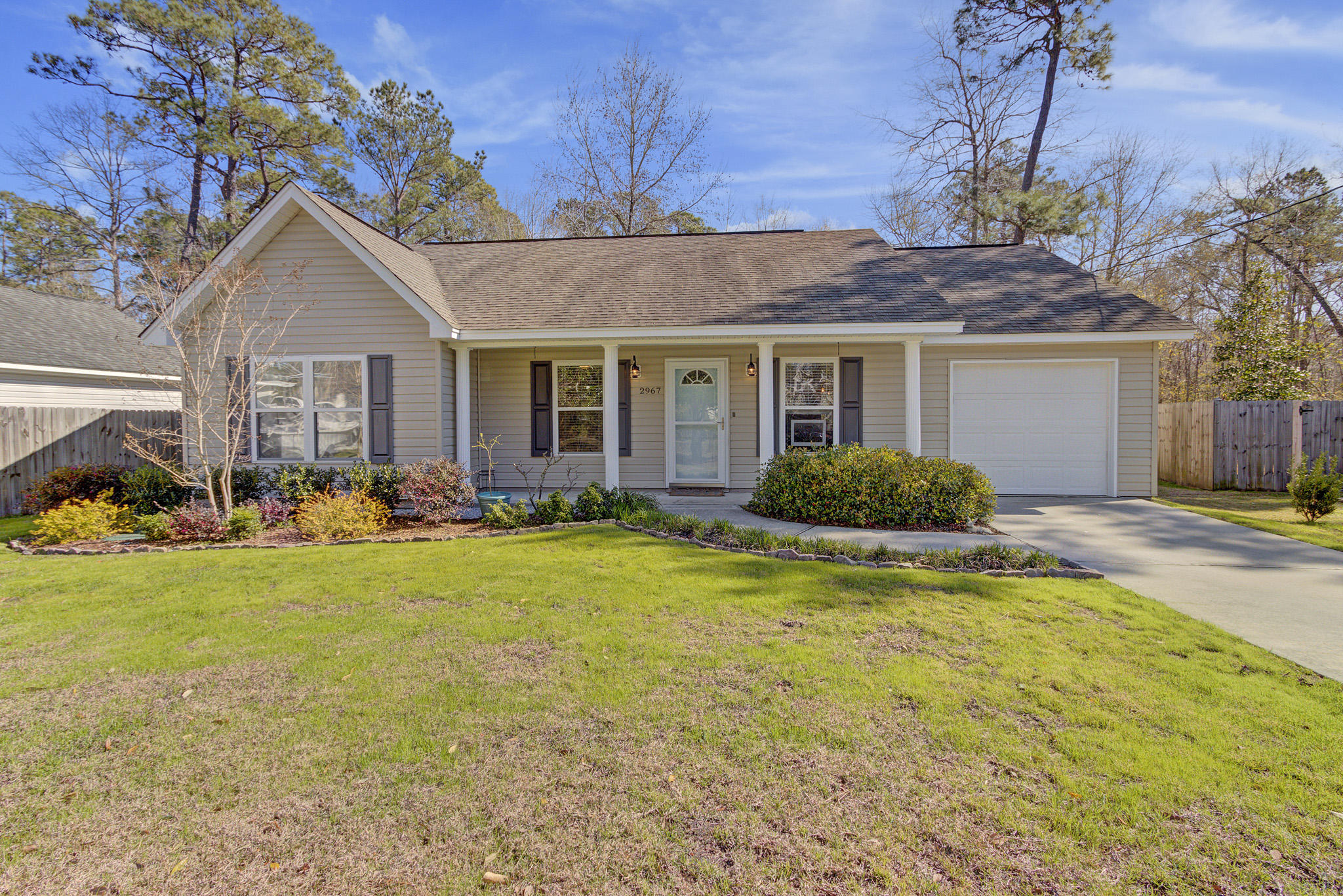 2967 Blackfish Road Johns Island, SC 29455 - Photo 1 of 23 2967 Blackfish Road, Johns Island (2)