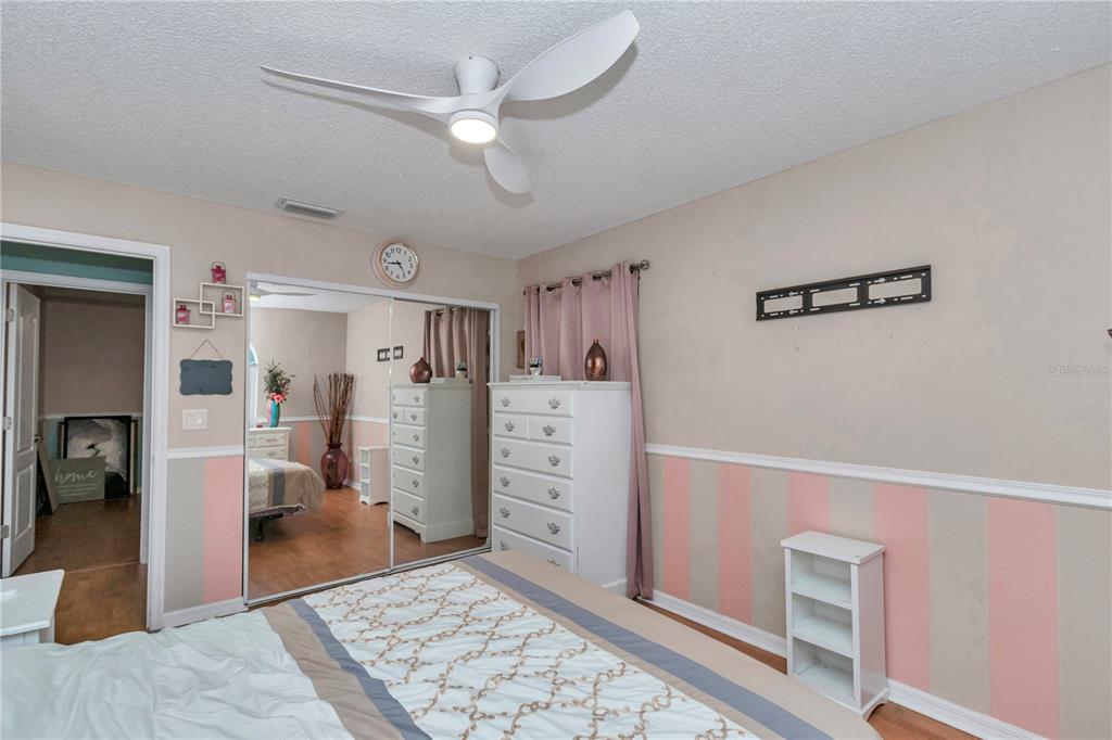 14147 Southwest 33rd Court Road Ocala, FL 34473 - Photo 14 of 41