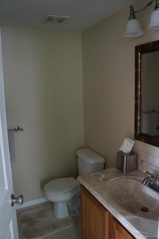 3189 Silverbrook Drive Rochester, MI 48306 - Photo 7 of 32
