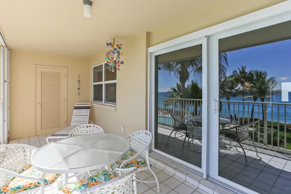 $745,000 | 3101 South Ocean Boulevard, Unit 318, Highland Beach, FL 33487
