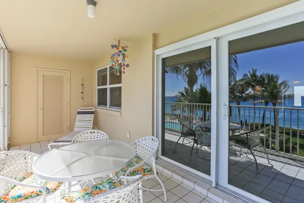 $745,000 | 3101 South Ocean Boulevard, Unit 318, Highland Beach, FL 33487
