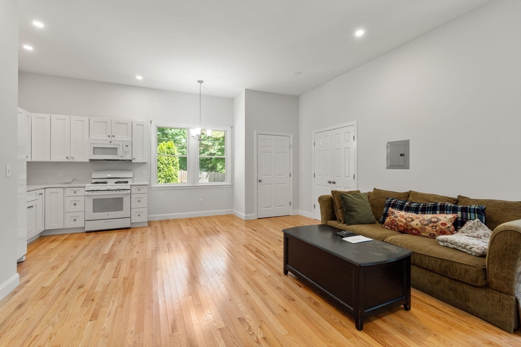 153 Pratts Mill Road Sudbury, MA 01776 - Photo 16 of 38