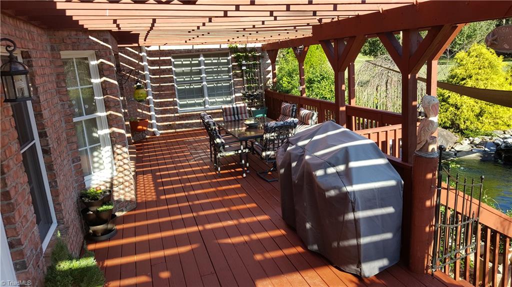 5905 Beckenham Way Oak Ridge, NC 27310 - Photo 17 of 30