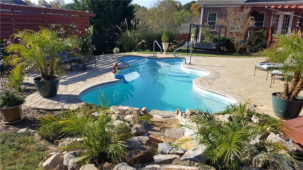 5905 Beckenham Way Oak Ridge, NC 27310 - Photo 25 of 30