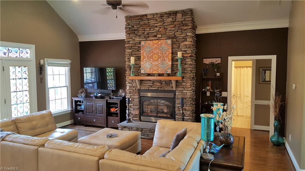 5905 Beckenham Way Oak Ridge, NC 27310 - Photo 7 of 30