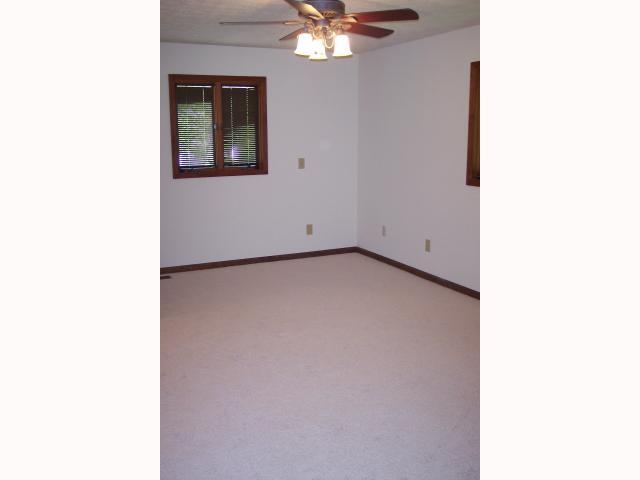 14691 Robins Road Westerville, OH 43082 - Photo 9 of 18 Gallery Image 9