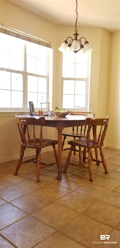 20086 Pecan Trace Fairhope, AL 36532 - Photo 17 of 44 Breakfast area