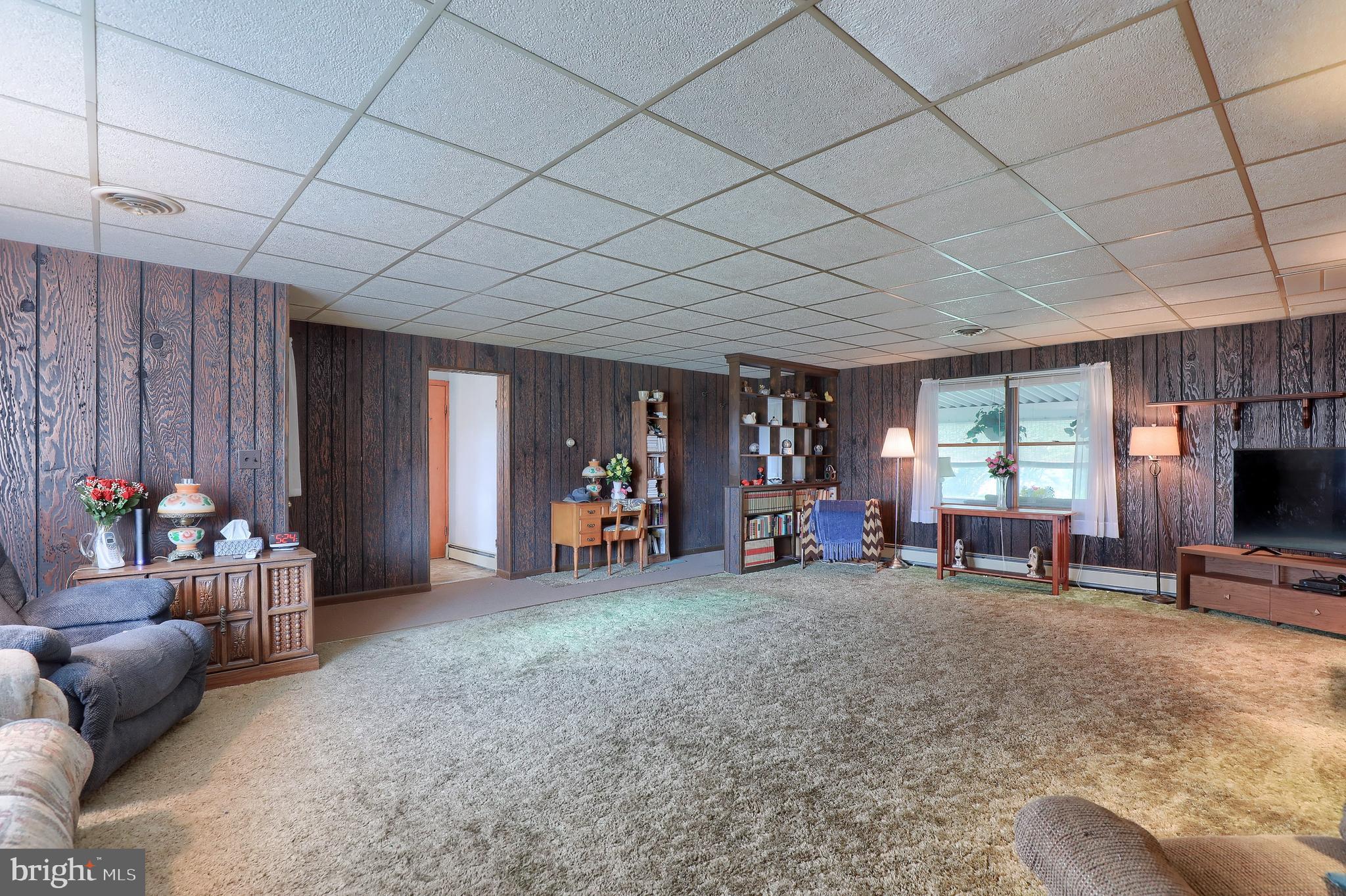 2733 Meredith Road White Hall, MD 21161 - Photo 8 of 37 Gallery Image 8
