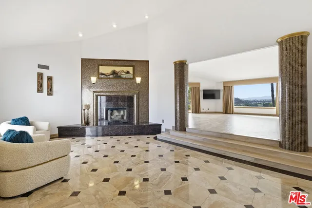 $29,950 | 24366 La Masina Court, Calabasas, CA 91302