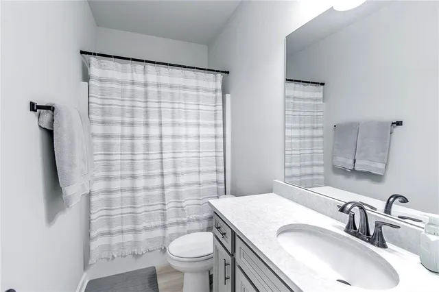 $2,000 | 160 Shadow Pointe Road, Thibodaux, LA 70301