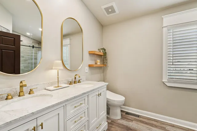 $600,000 | 8055 South 85th Street, Franklin, WI 53132