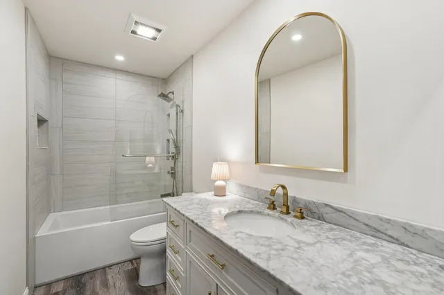 $600,000 | 8055 South 85th Street, Franklin, WI 53132