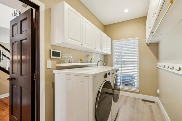 $600,000 | 8055 South 85th Street, Franklin, WI 53132