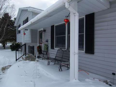 10175 West Stanley Road Flushing, MI 48433 - Photo 2 of 29 20392107-1.JPG