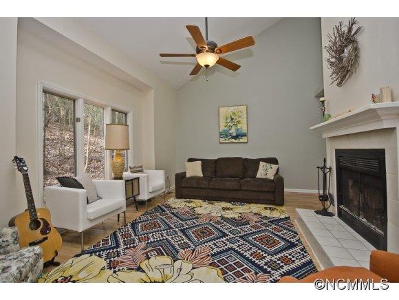 205 Laurel Ridge Road Asheville, NC 28805 - Photo 6 of 20 Gallery Image 6