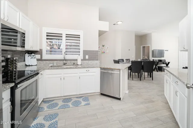 $2,500 | 8164 West Zoe Ella Way, Peoria, AZ 85382