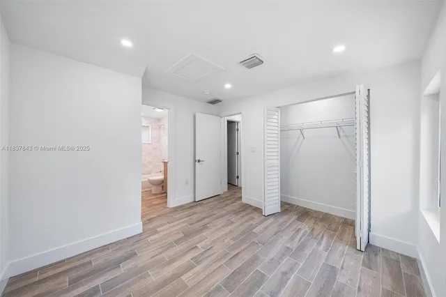 wooden floor in an empty room with wooden floor