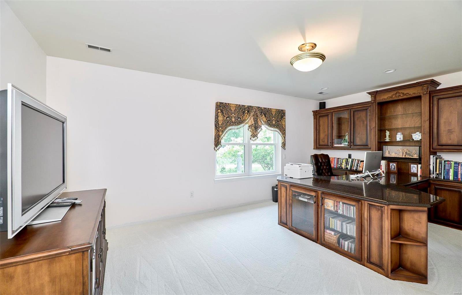 1174 Whitmoor Drive Weldon Spring, MO 63304 - Photo 75 of 98