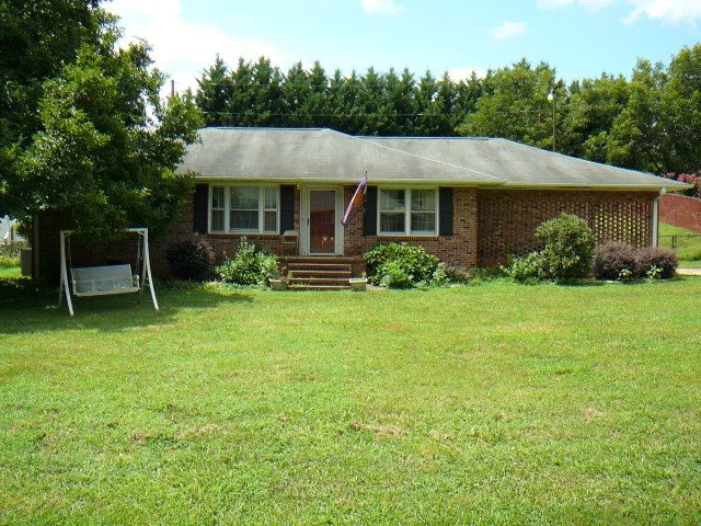 1402 Forest Lane Anderson, SC 29621 - Photo 11 of 12