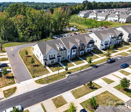 $2,298 | 12833 Canton Side Avenue, Charlotte, NC 28273