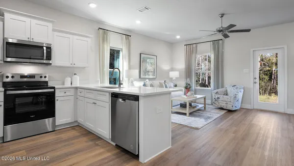 $239,900 | 137 Harper Grove Circle, Ocean Springs, MS 39564